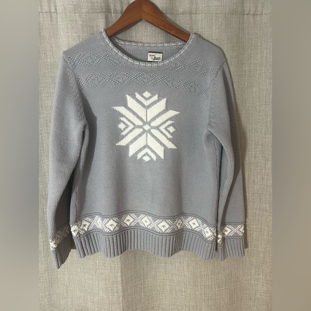 Women’s Cabincore Knitted By Bass Snowflake Sweater Size XL Gray/blue